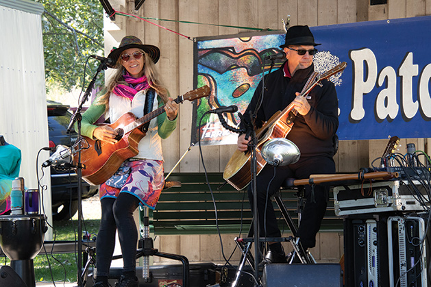 Afton Art in the Park Julie Patchouli & Bruce Hecksel